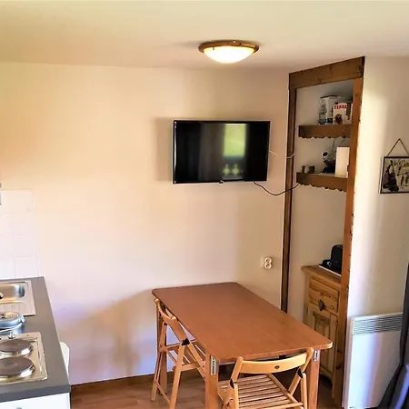 Les Mouflons 1, Apartment *